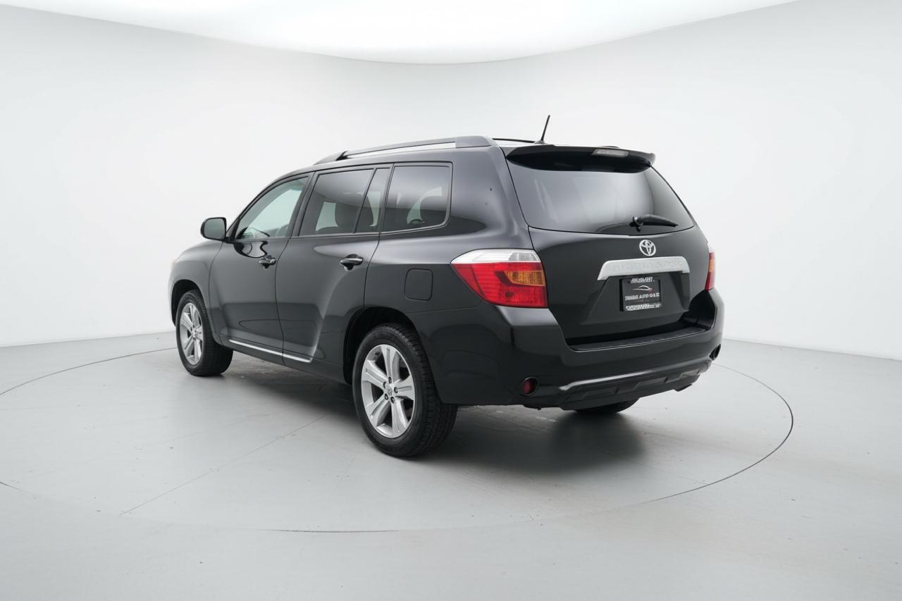 Toyota Highlander Sport 2WD 2010