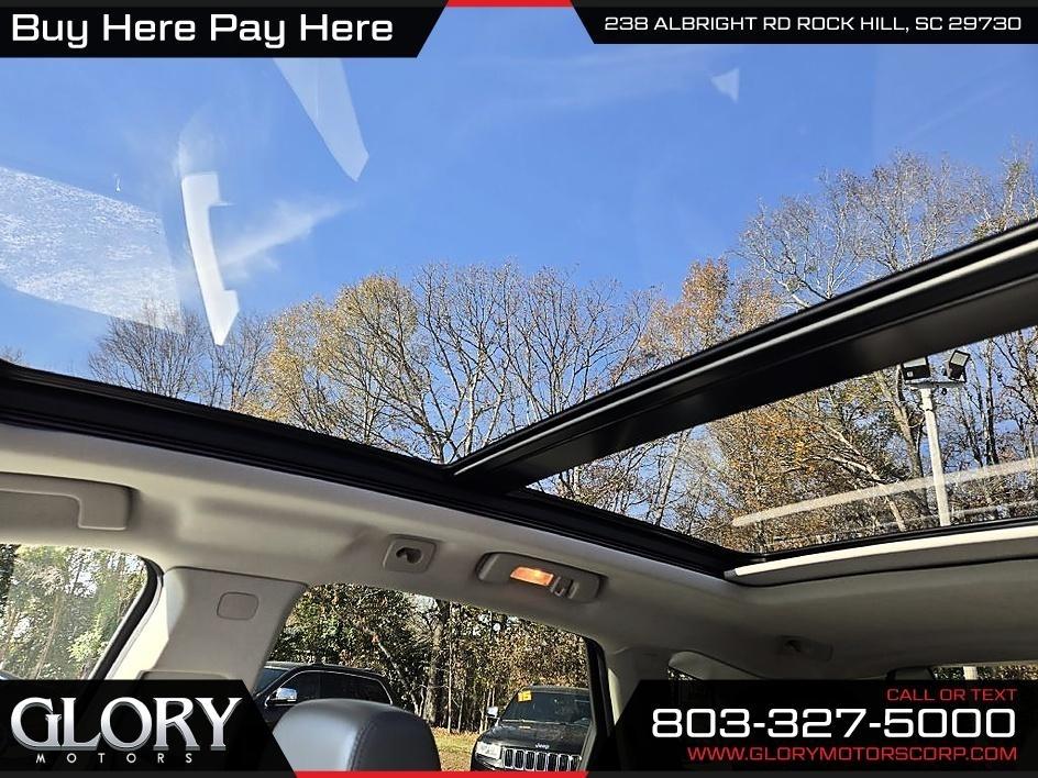 Cadillac SRX FWD 4dr Performance Collection 2011