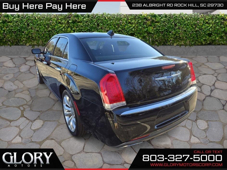 Chrysler 300 Limited RWD 2019