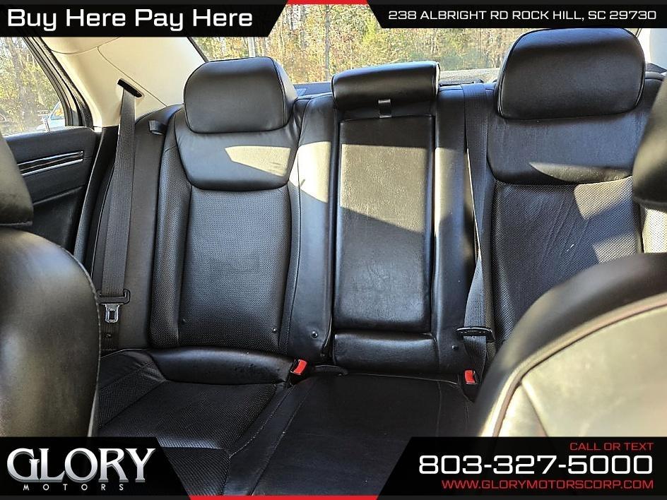 Chrysler 300 Limited RWD 2019
