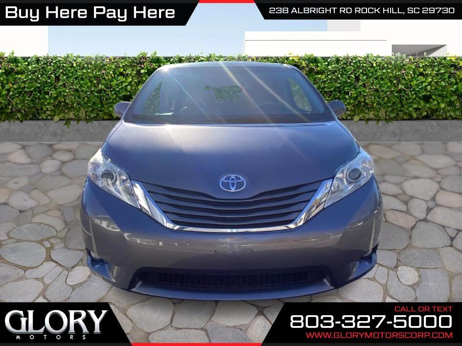 Toyota Sienna 5dr 7-Pass Van V6 XLE AAS FWD (Natl) 2013