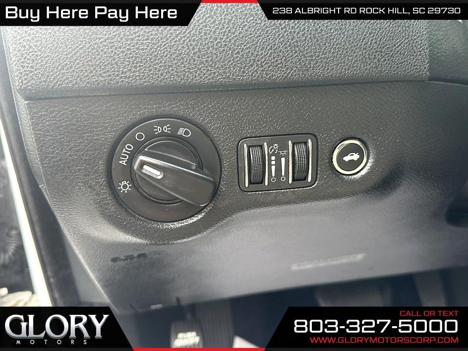 Dodge Charger 4dr Sdn SE RWD 2014