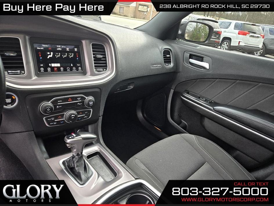 Dodge Charger SXT RWD 2019