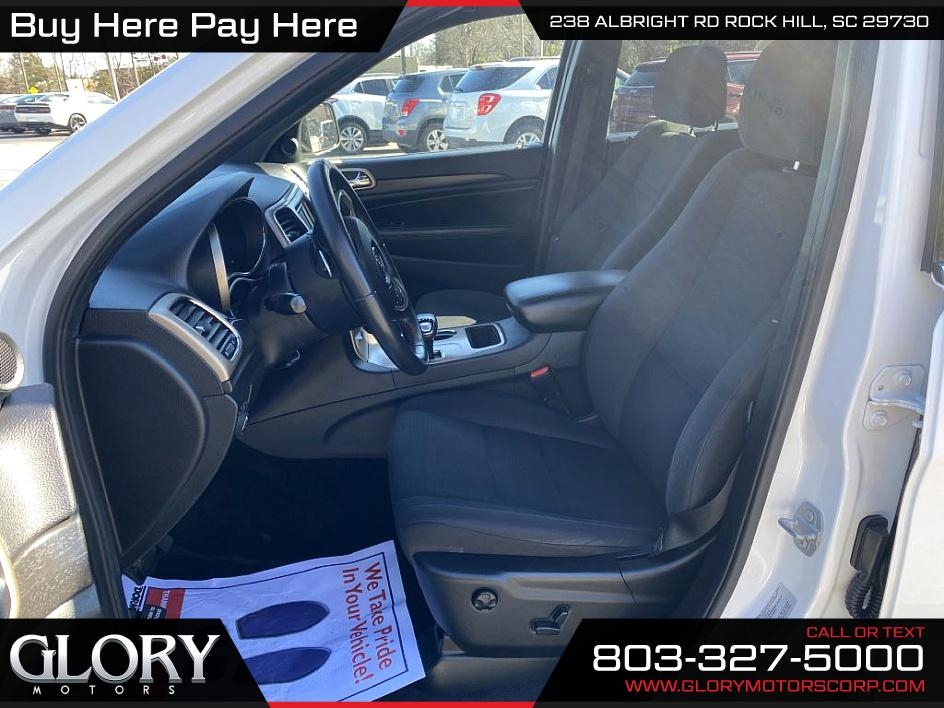 Jeep Grand Cherokee RWD 4dr Laredo 2015