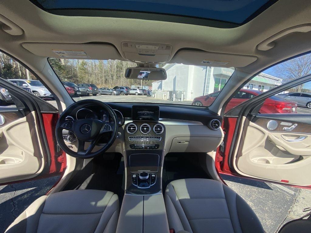Mercedes-Benz GLC GLC 300 4MATIC SUV 2019