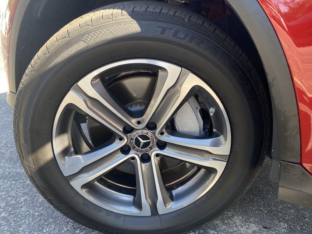 Mercedes-Benz GLC GLC 300 4MATIC SUV 2019