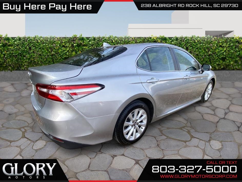 Toyota Camry XLE Auto (Natl) 2019