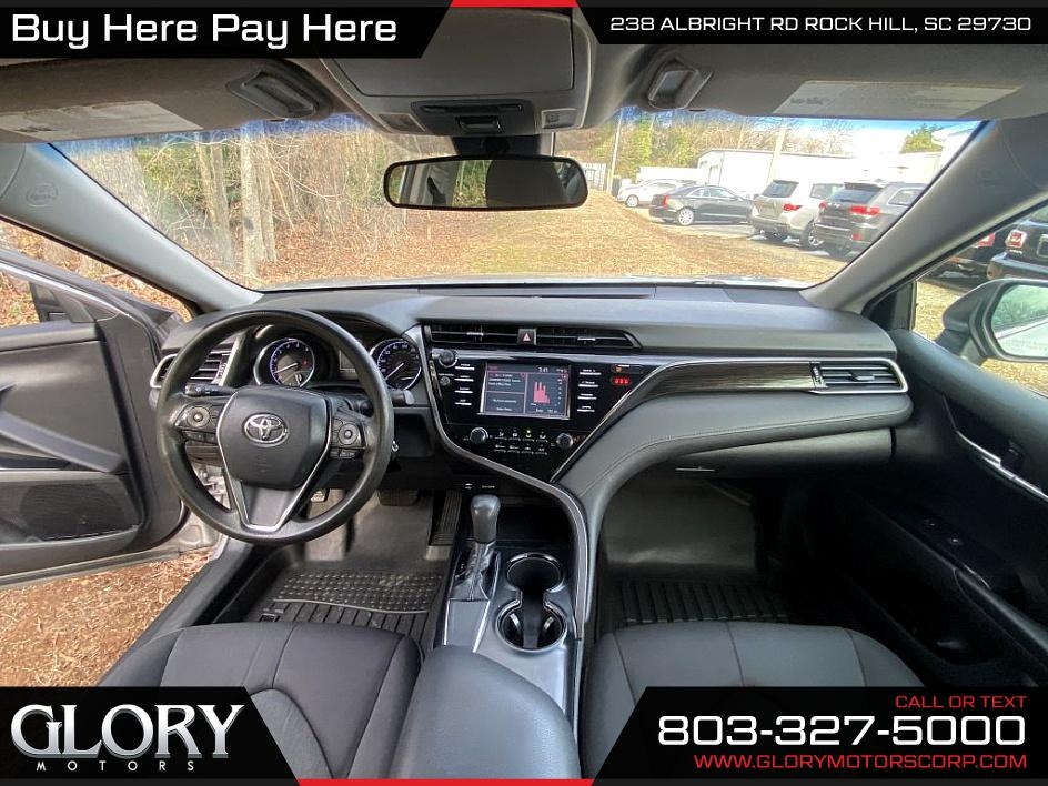 Toyota Camry XLE Auto (Natl) 2019