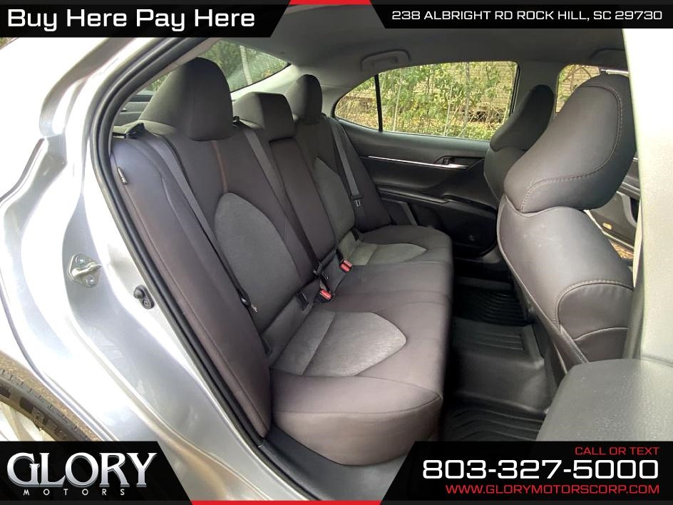 Toyota Camry XLE Auto (Natl) 2019