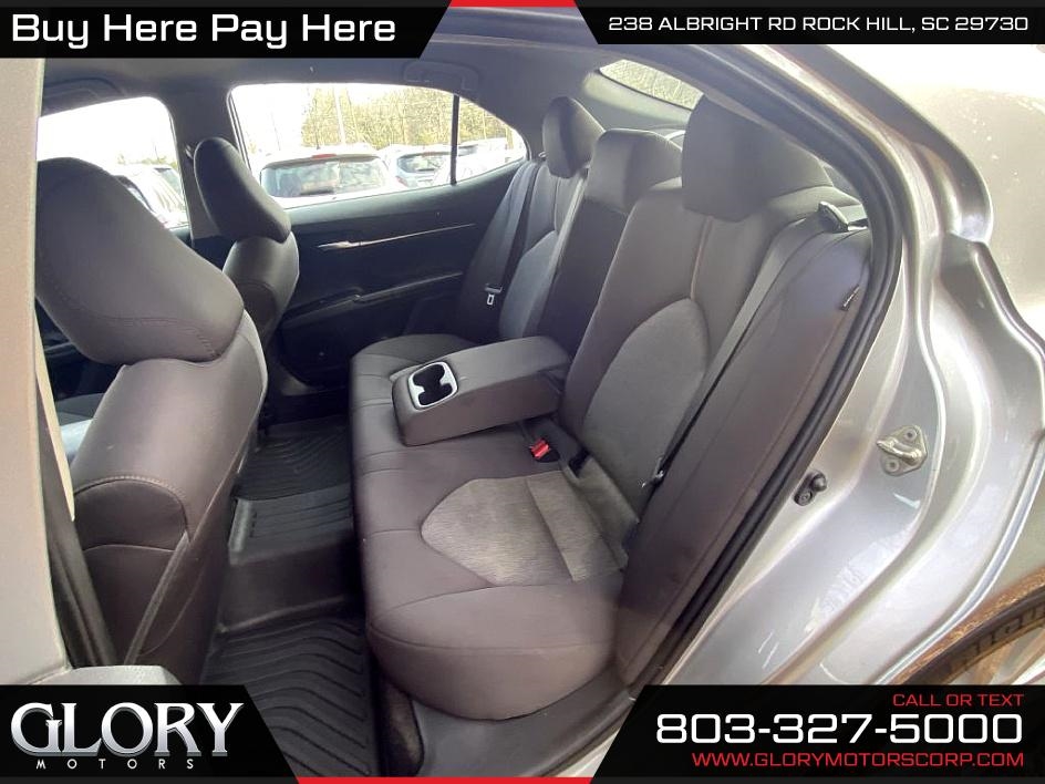 Toyota Camry XLE Auto (Natl) 2019