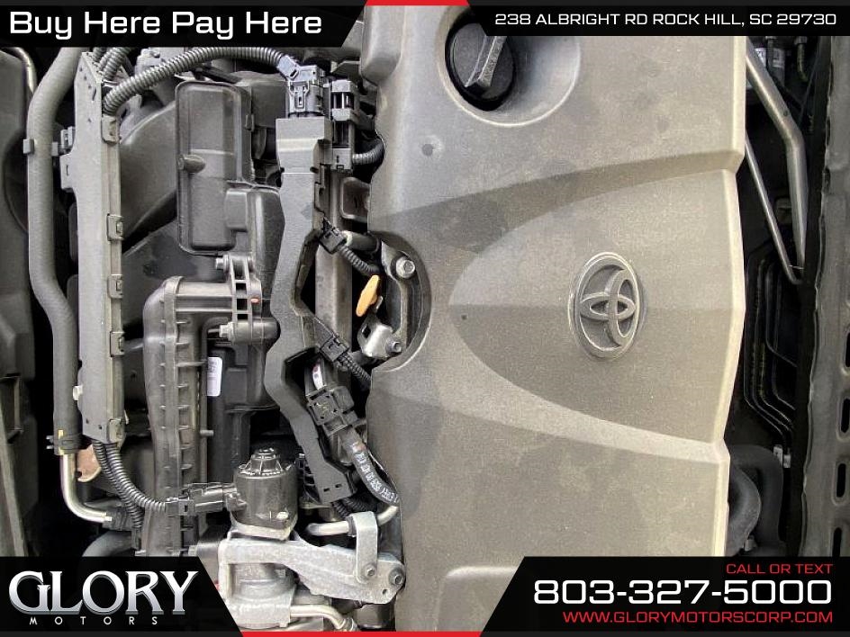 Toyota Camry XLE Auto (Natl) 2019