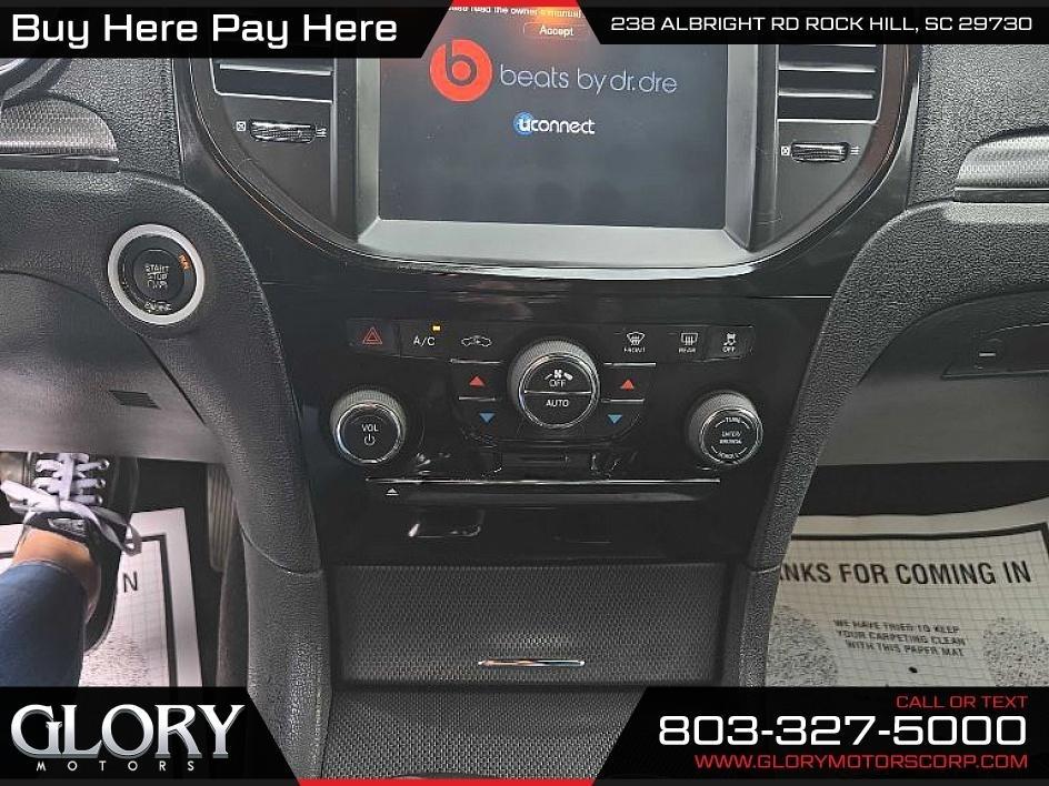 Chrysler 300 4dr Sdn 300S RWD 2013