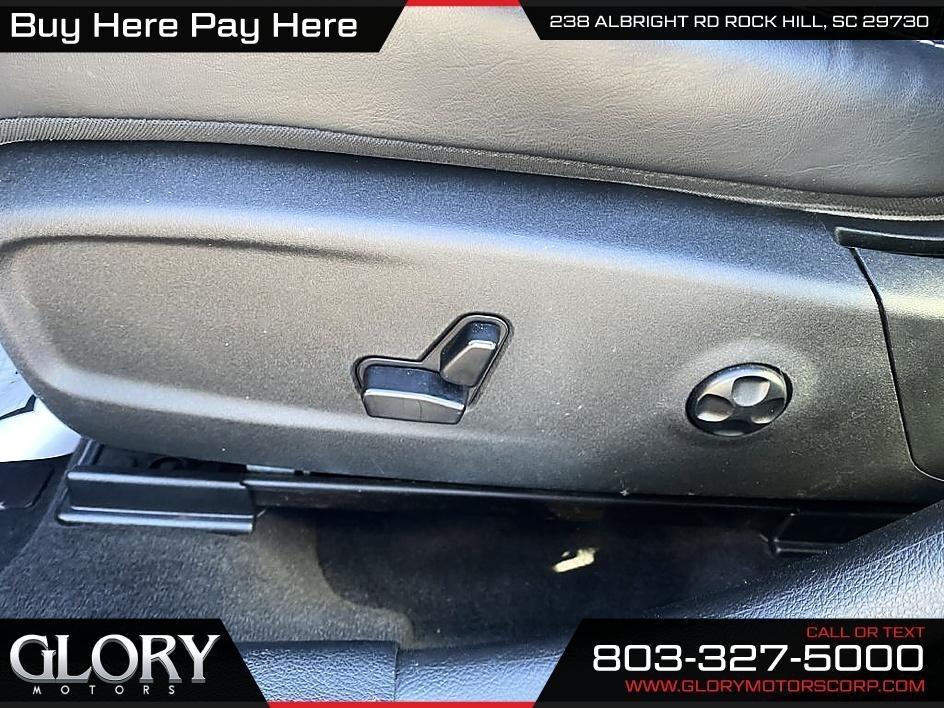 Chrysler 300 4dr Sdn 300S RWD 2015