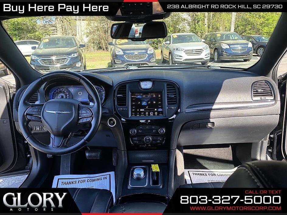 Chrysler 300 4dr Sdn 300S RWD 2015