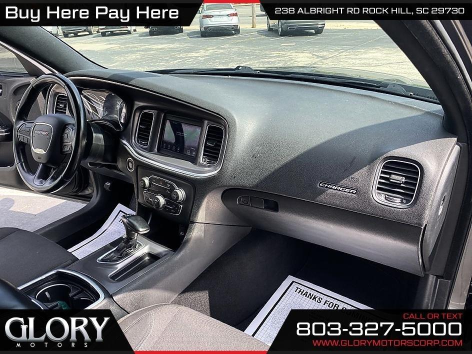 Dodge Charger SXT RWD 2019