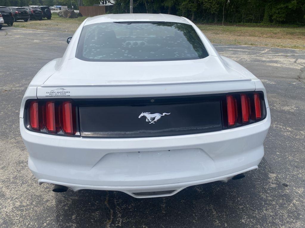 Ford Mustang 2dr Fastback EcoBoost 2015