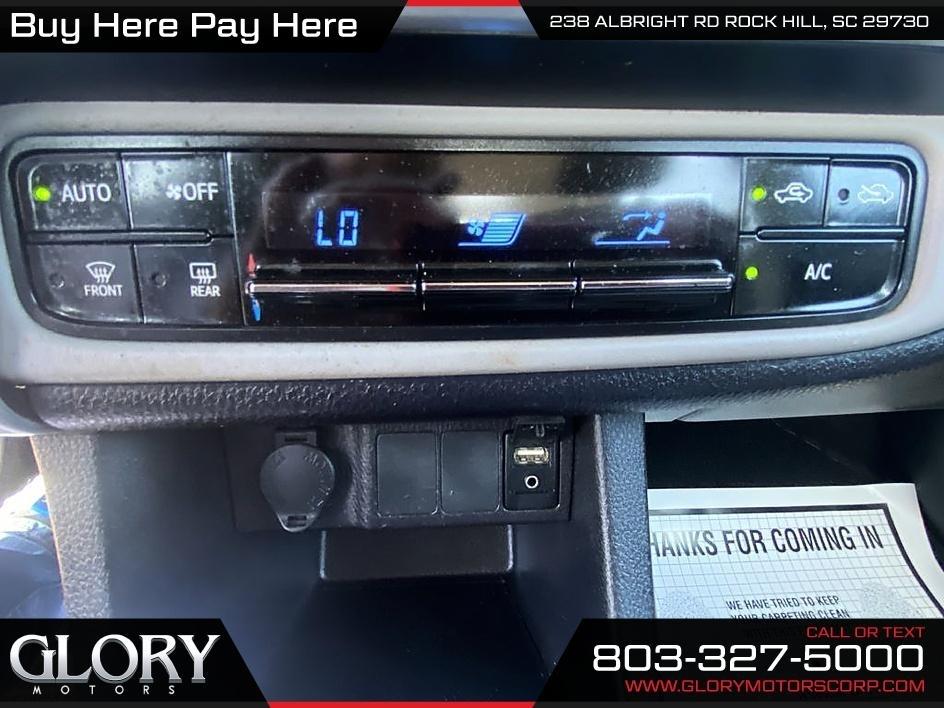 Toyota Corolla XLE CVT (Natl) 2019