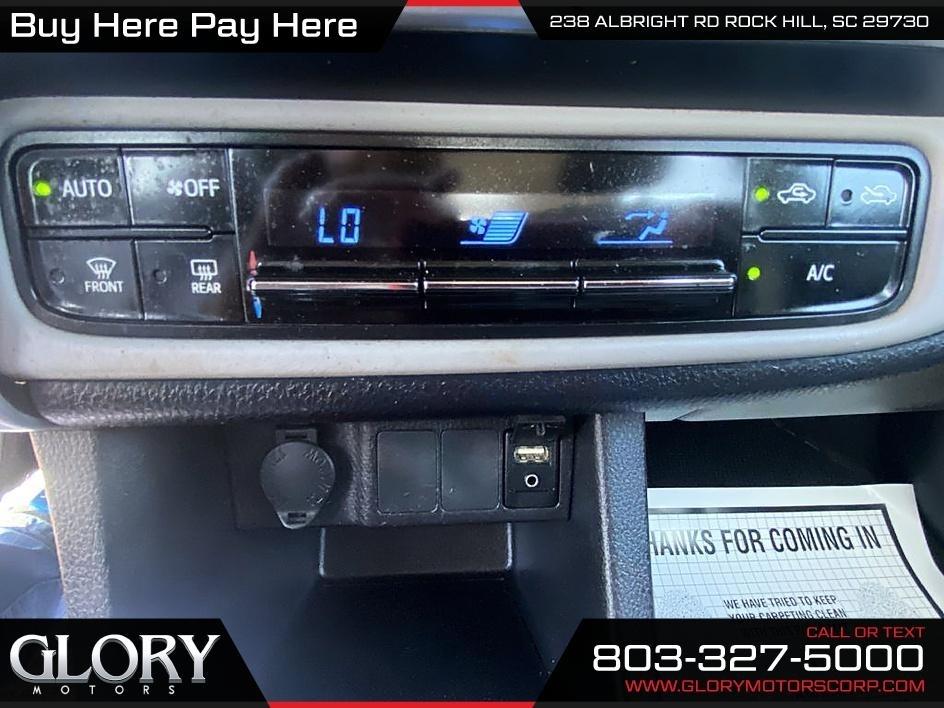 Toyota Corolla XLE CVT (Natl) 2019