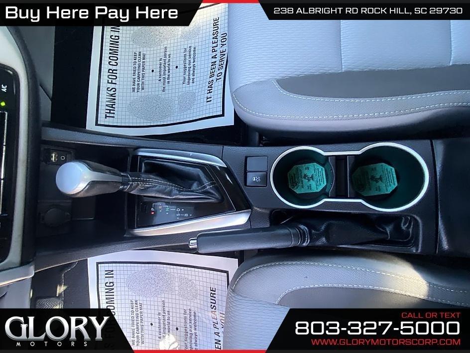 Toyota Corolla XLE CVT (Natl) 2019