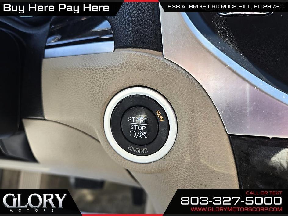 Chrysler 300 4dr Sdn RWD 2013