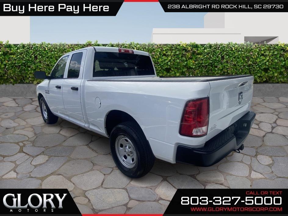 RAM 1500 Tradesman 4x2 Quad Cab 6'4" Box 2017