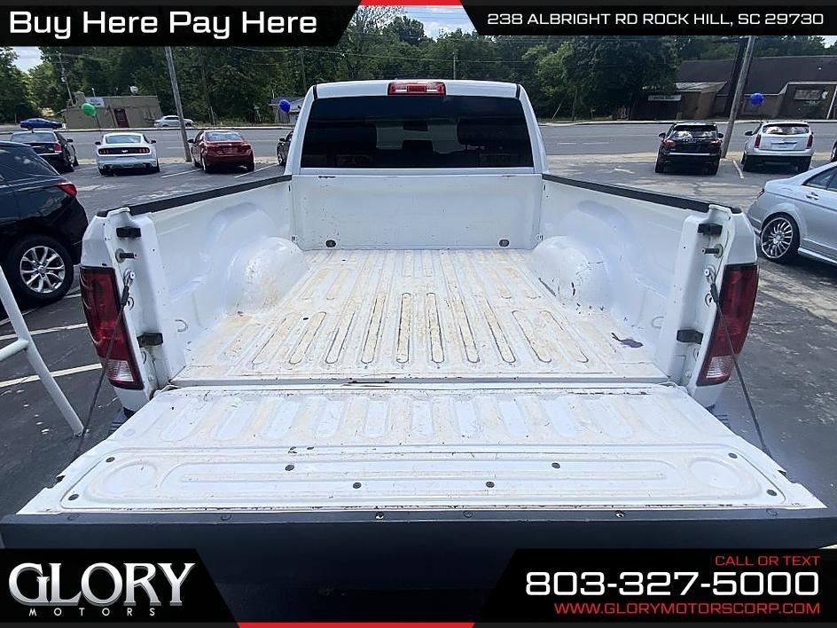 RAM 1500 Tradesman 4x2 Quad Cab 6'4" Box 2017