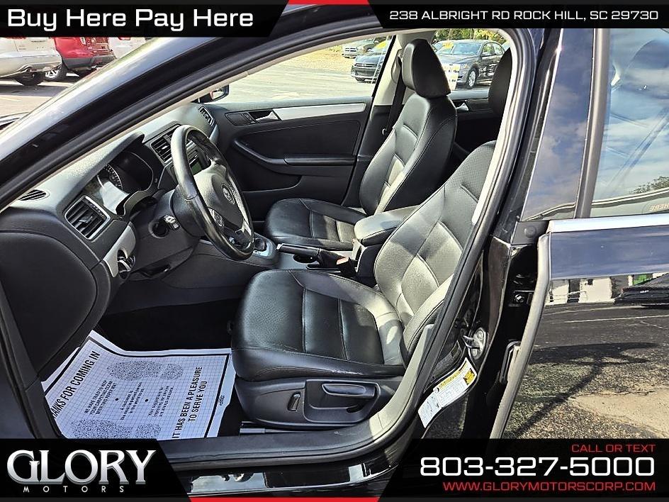 Volkswagen Jetta Sedan 4dr Auto SE PZEV 2014