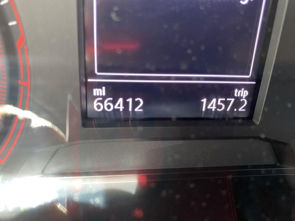 Volkswagen Jetta R-Line Auto w/SULEV 2019