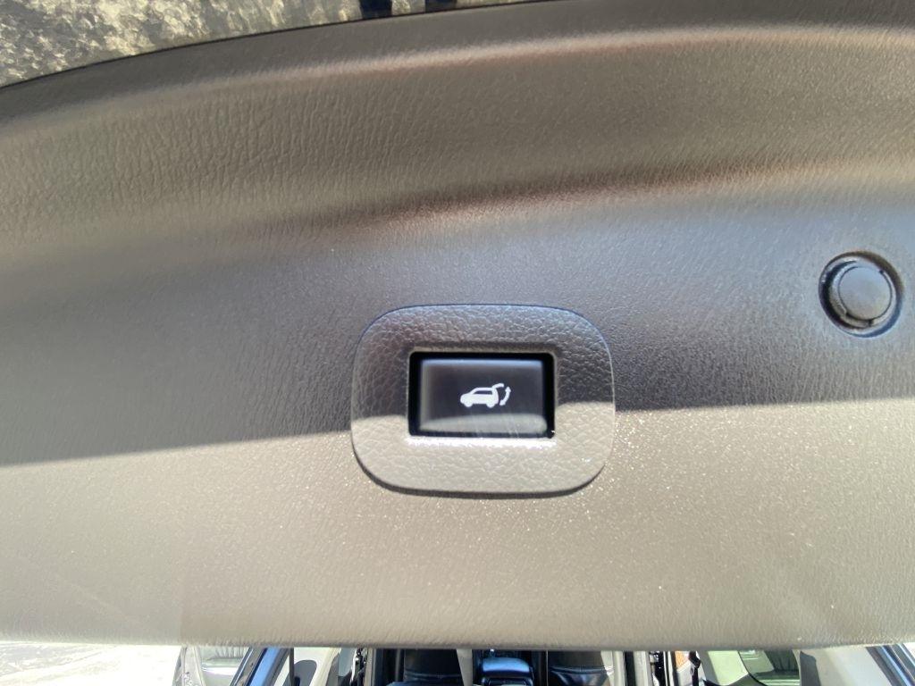 Nissan Armada 4x2 SL 2020