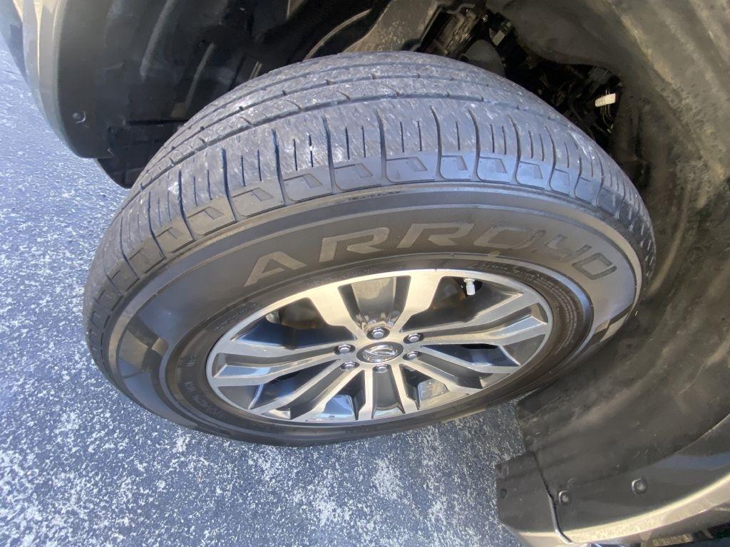 Nissan Armada 4x2 SL 2020