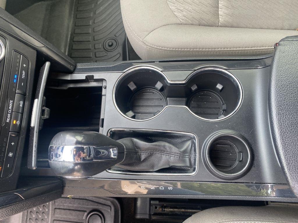 Ford Explorer Base FWD 2018