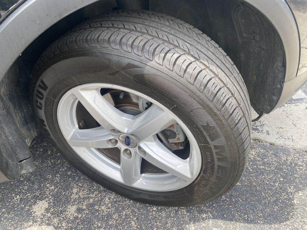 Ford Explorer Base FWD 2018