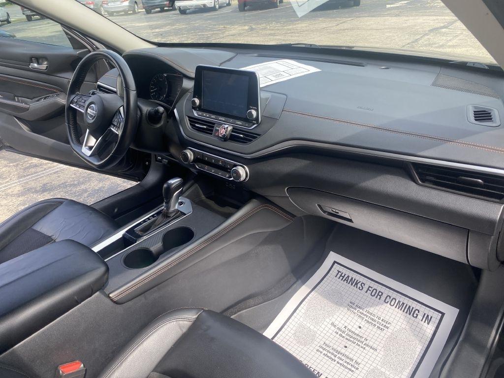 Nissan Altima 2.5 SR Sedan 2020