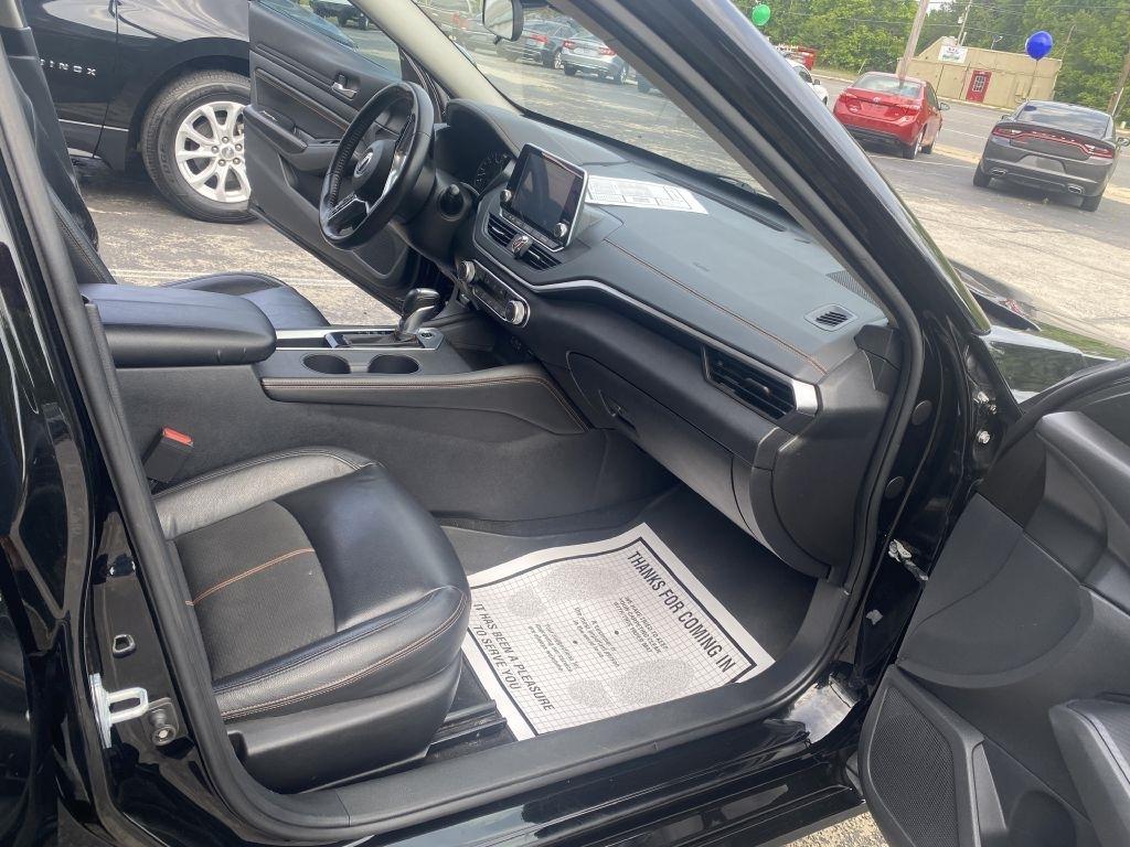Nissan Altima 2.5 SR Sedan 2020