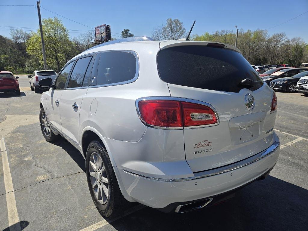 Buick Enclave FWD 4dr Leather 2016