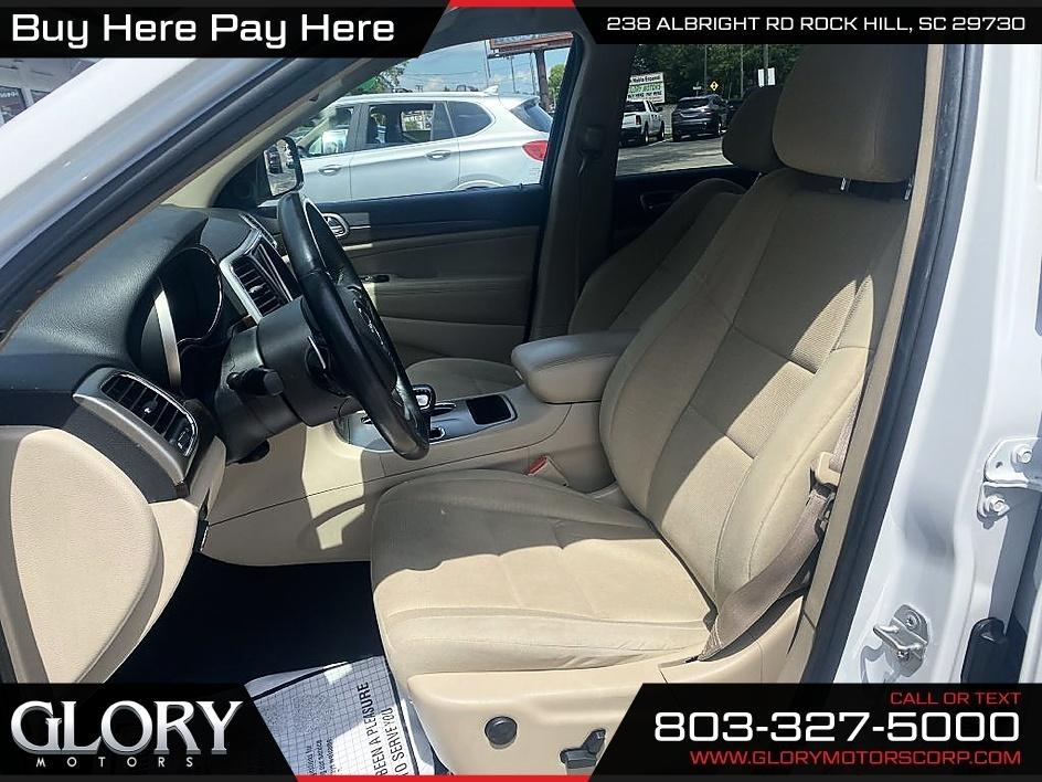 Jeep Grand Cherokee 4WD 4dr Laredo 2015