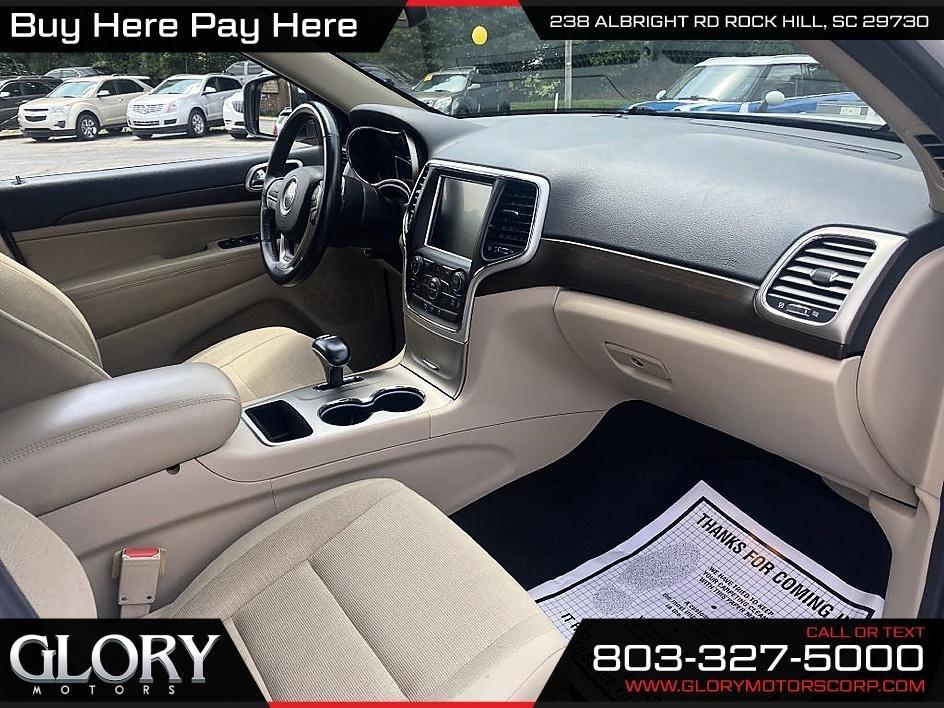 Jeep Grand Cherokee 4WD 4dr Laredo 2015