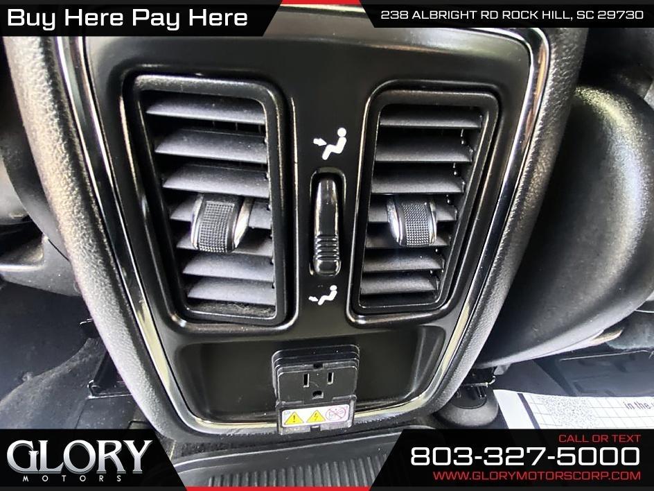 Jeep Grand Cherokee 4WD 4dr Laredo 2012