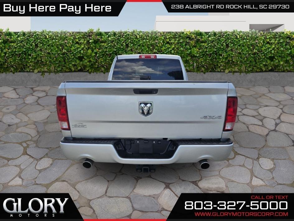 RAM 1500 Express 4x4 Quad Cab 6'4" Box 2017