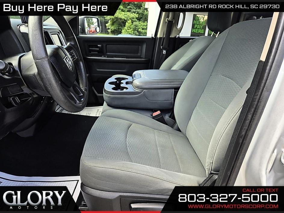 RAM 1500 Express 4x4 Quad Cab 6'4" Box 2017