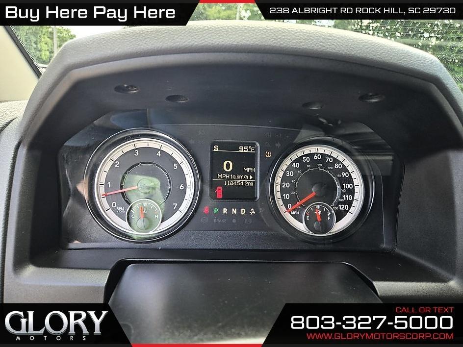 RAM 1500 Express 4x4 Quad Cab 6'4" Box 2017