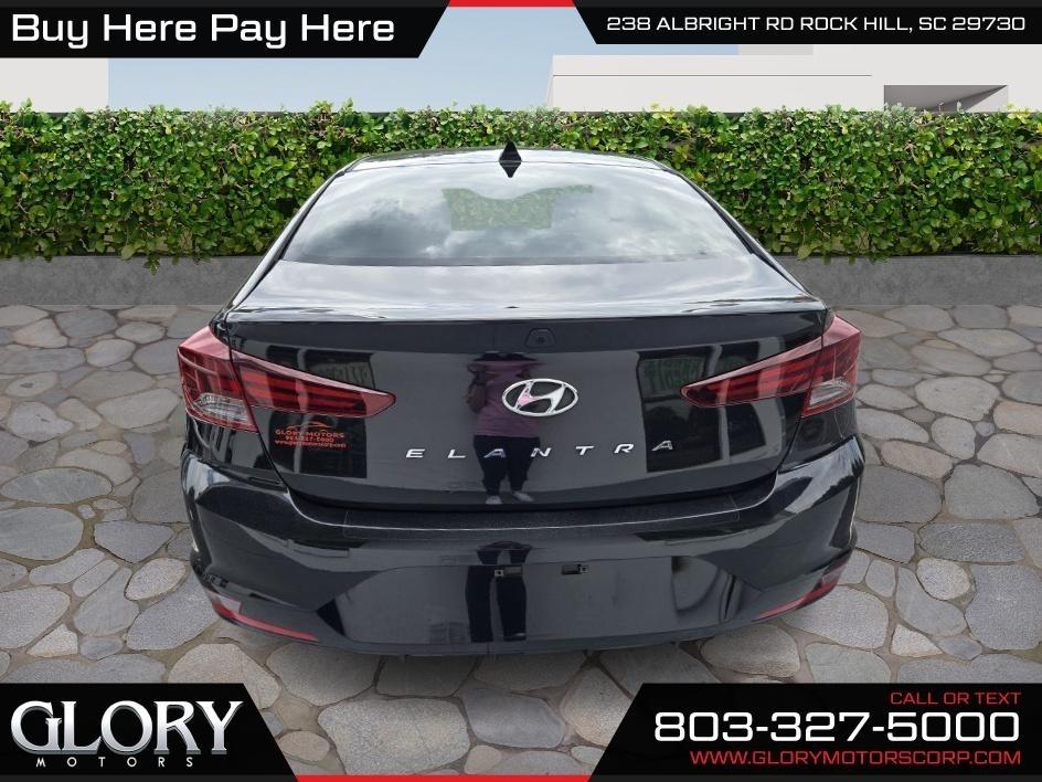 Hyundai Elantra SEL IVT 2020