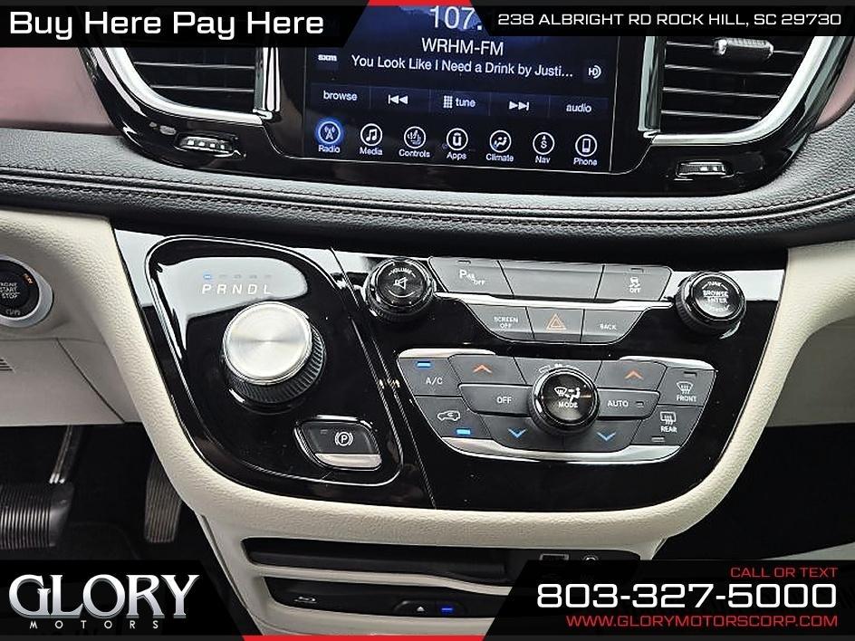 Chrysler Pacifica Limited FWD 2017