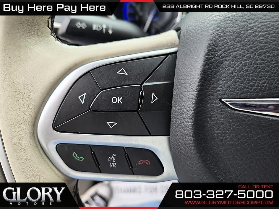 Chrysler Pacifica Limited FWD 2017