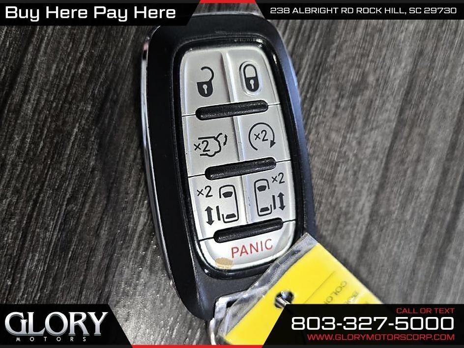 Chrysler Pacifica Limited FWD 2017