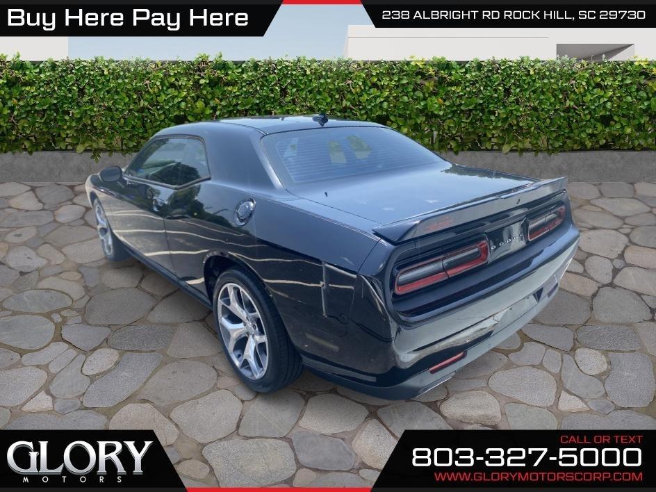 Dodge Challenger 2dr Cpe SXT Plus 2016