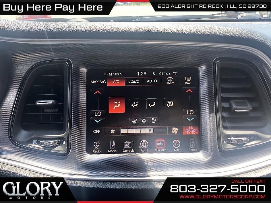 Dodge Challenger 2dr Cpe SXT Plus 2016