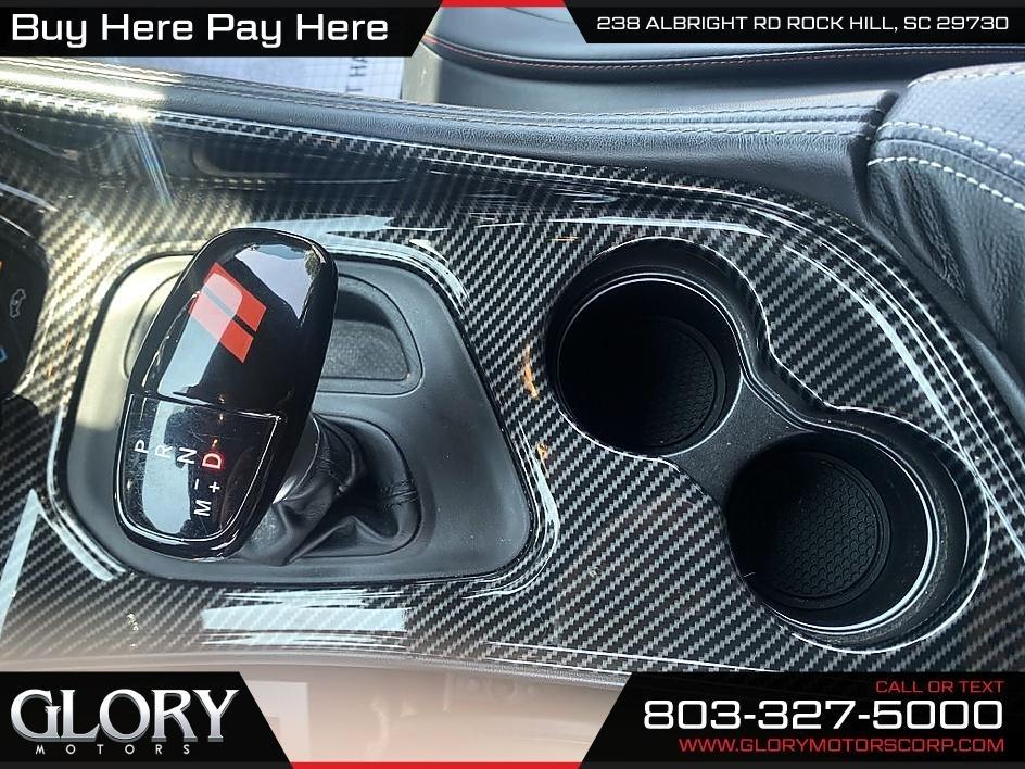 Dodge Challenger 2dr Cpe SXT Plus 2016