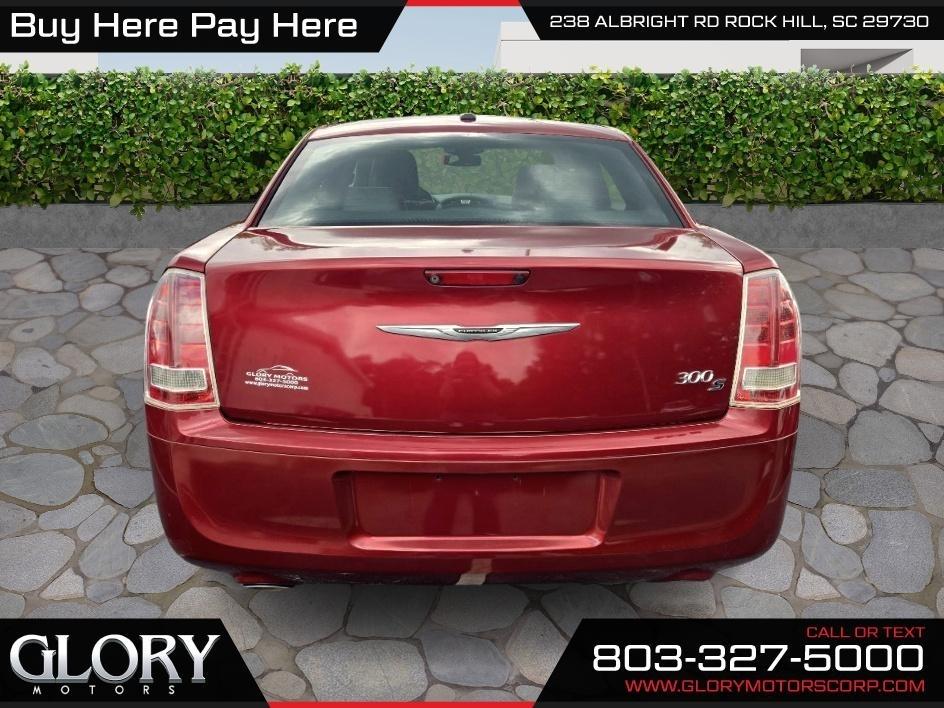 Chrysler 300 4dr Sdn 300S RWD 2013