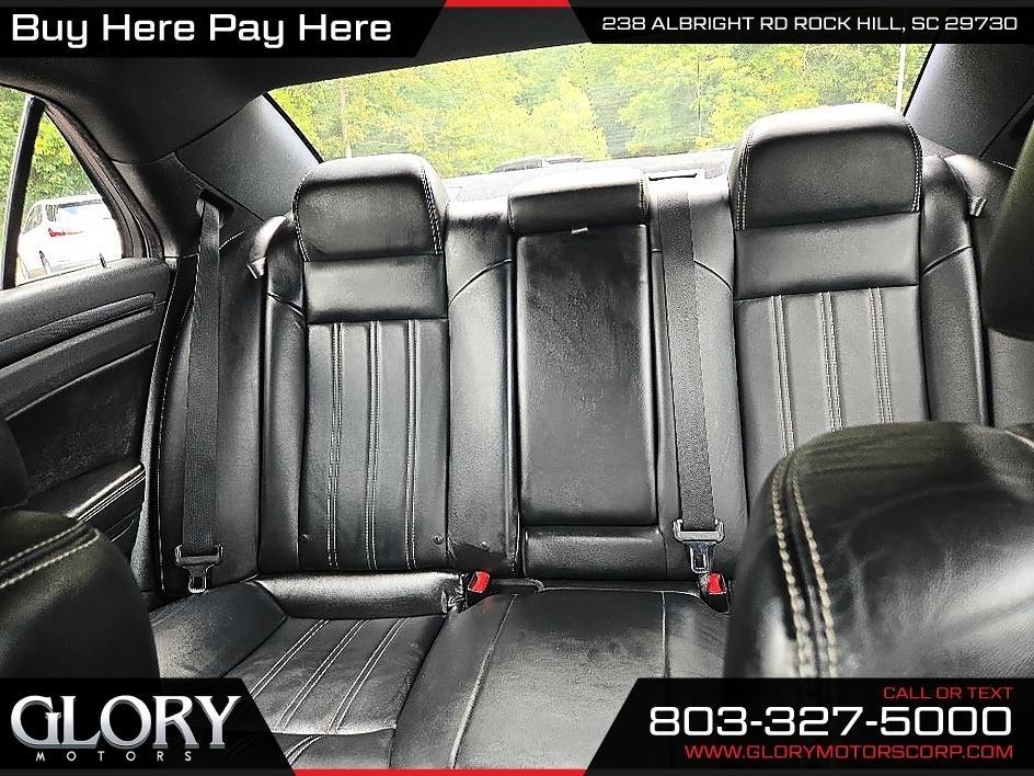 Chrysler 300 4dr Sdn 300S RWD 2013
